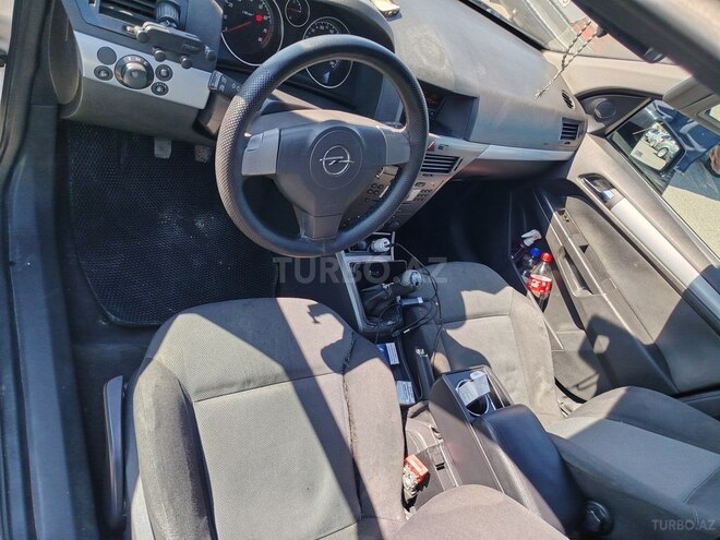 Opel Astra 2006, 290,000 km - 1.4 l - Bakı