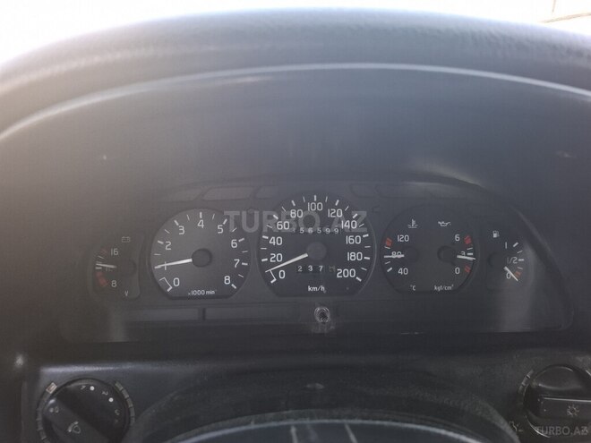 GAZ 3110 2003, 356,600 km - 2.5 l - Beyləqan