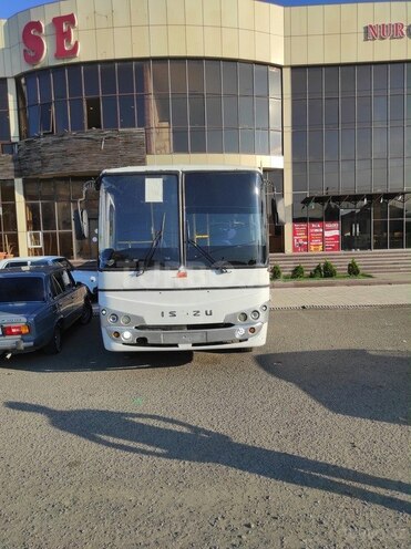 Isuzu Ecobus 1998, 300,000 km - 4.2 л - Lənkəran
