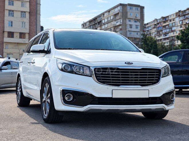 Kia Carnival 2017, 213,000 km - 2.2 л - Bakı