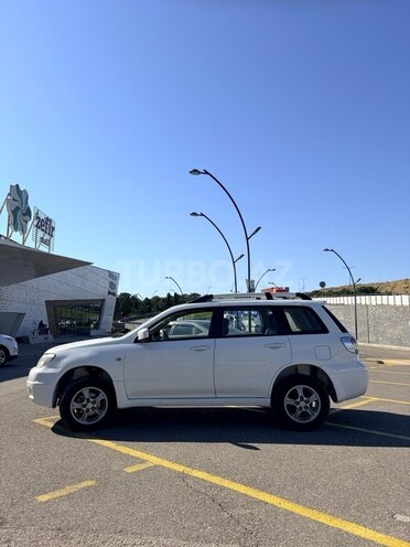 Mitsubishi Outlander 2005, 331,000 km - 2.4 l - Bakı