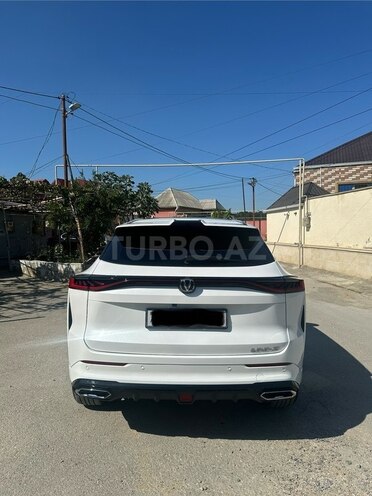 Changan  2025, 36,000 km - 1.5 l - Bakı