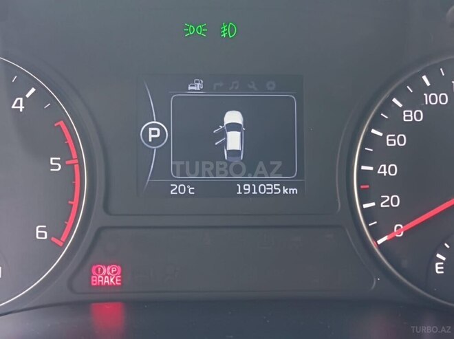 Kia K5 2015, 191,000 km - 1.7 л - Qazax