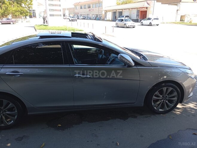 Hyundai Sonata 2010, 242,477 km - 2.4 l - Sabirabad