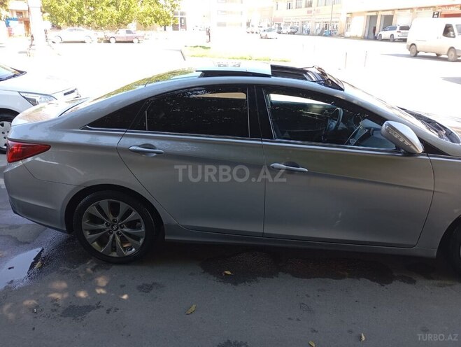 Hyundai Sonata 2010, 242,477 km - 2.4 l - Sabirabad