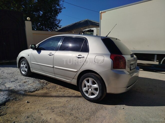 Toyota Corolla 2005, 299,000 km - 1.4 l - Bakı