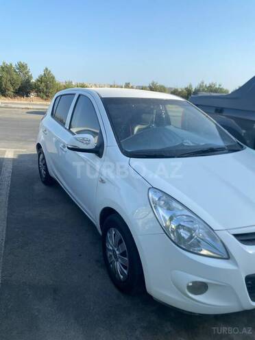 Hyundai i20 2010, 233,000 km - 1.4 л - Bakı