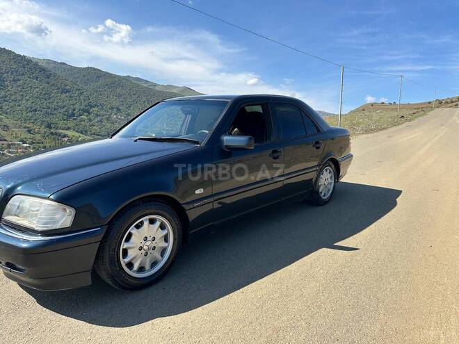 Mercedes C 220 1995, 400,000 km - 2.2 l - Yardımlı