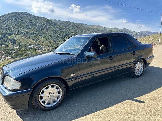 Mercedes C 220 1995, 400,000 km - 2.2 l - Yardımlı