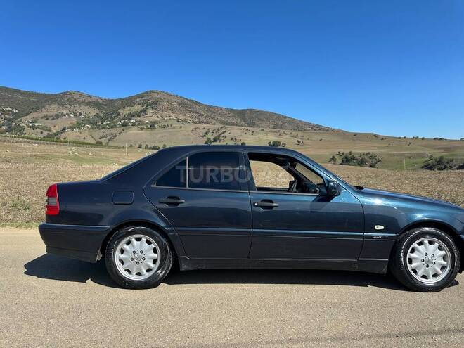 Mercedes C 220 1995, 400,000 km - 2.2 l - Yardımlı