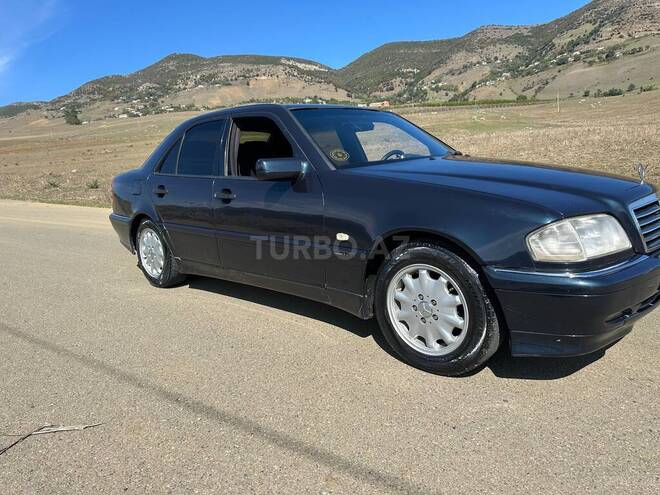 Mercedes C 220 1995, 400,000 km - 2.2 l - Yardımlı