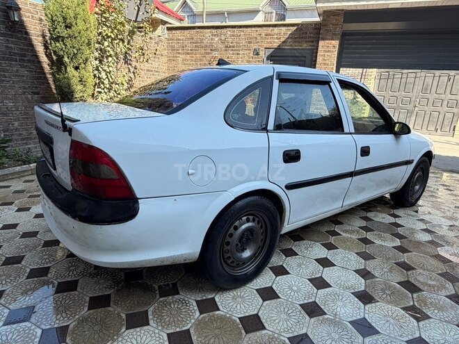 Opel Vectra 1998, 250,000 km - 1.8 l - Bakı