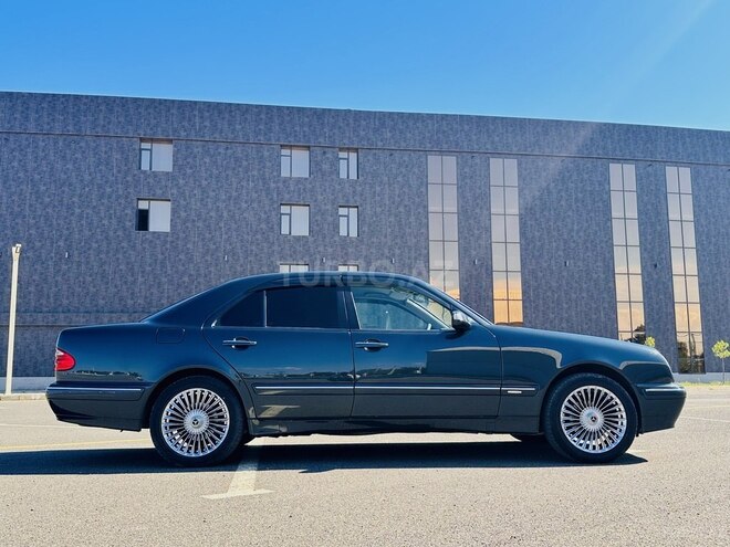 Mercedes E 220 2000, 386,200 km - 2.2 л - Bakı