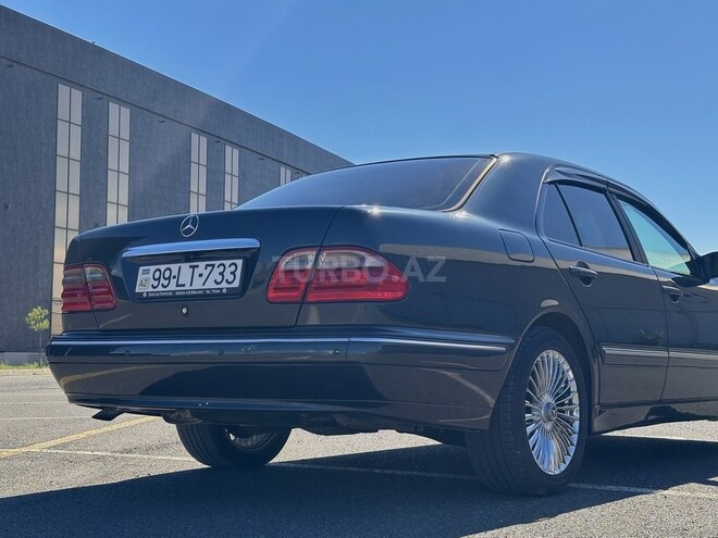 Mercedes E 220 2000, 386,200 km - 2.2 л - Bakı