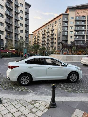 Hyundai Accent 2019, 93,500 km - 1.4 l - Bakı