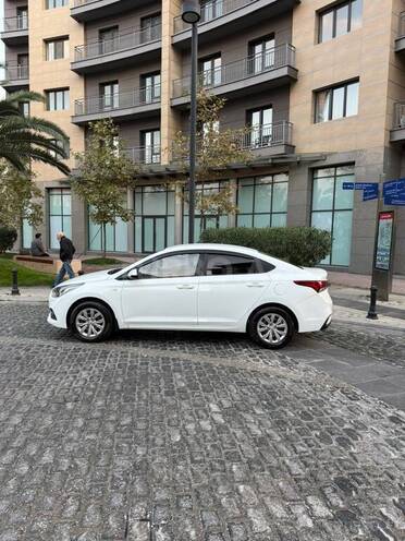 Hyundai Accent 2019, 93,500 km - 1.4 l - Bakı