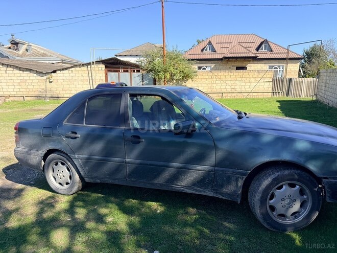 Mercedes C 180 1996, 450,000 km - 1.8 l - Qusar