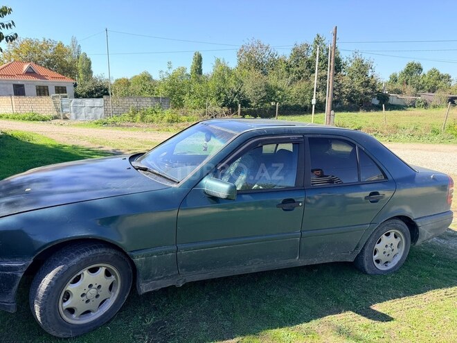 Mercedes C 180 1996, 450,000 km - 1.8 l - Qusar