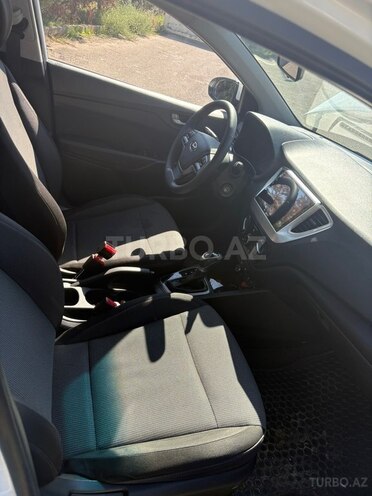 Hyundai Accent 2018, 105,172 km - 1.4 л - Bakı