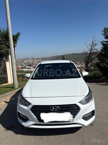 Hyundai Accent 2018, 105,172 km - 1.4 л - Bakı