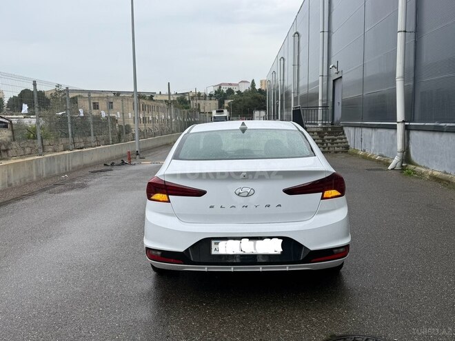 Hyundai Elantra 2019, 85,000 km - 2.0 l - Bakı