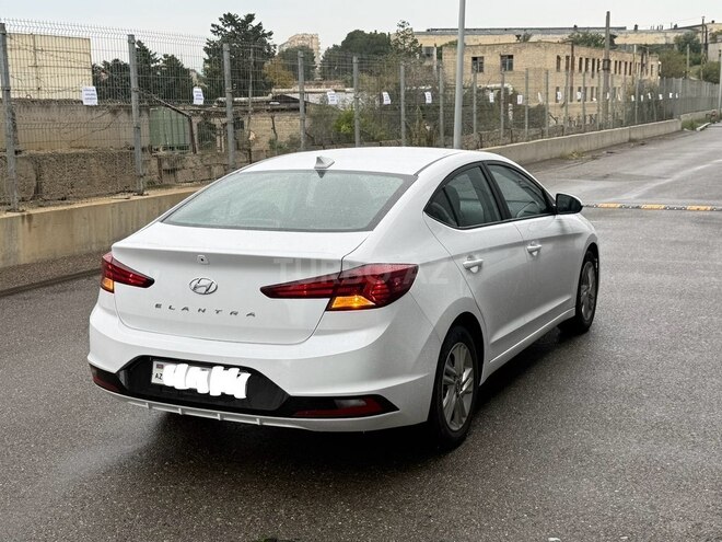 Hyundai Elantra 2019, 85,000 km - 2.0 l - Bakı