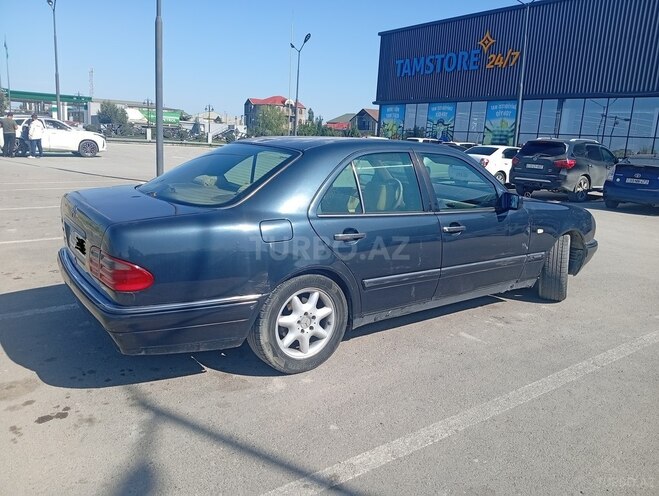 Mercedes E 230 1995, 510,000 km - 2.3 l - Bakı