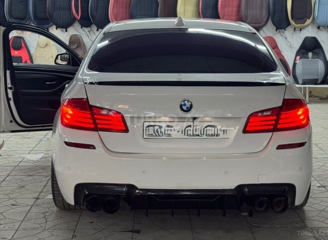 BMW 528 2013, 300,000 km - 2.0 l - Bakı
