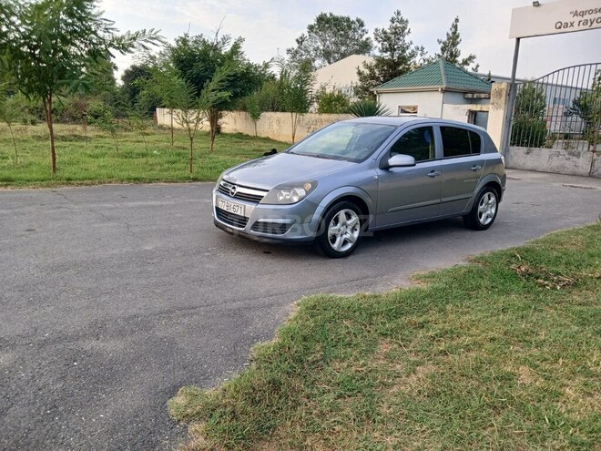 Opel Astra 2006, 230,000 km - 1.4 l - Qax