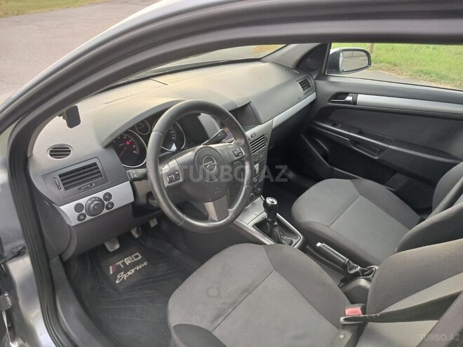Opel Astra 2006, 230,000 km - 1.4 l - Qax
