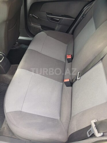 Opel Astra 2006, 230,000 km - 1.4 l - Qax