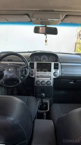 Nissan X-Trail 2004, 285,000 km - 2.2 l - Biləsuvar