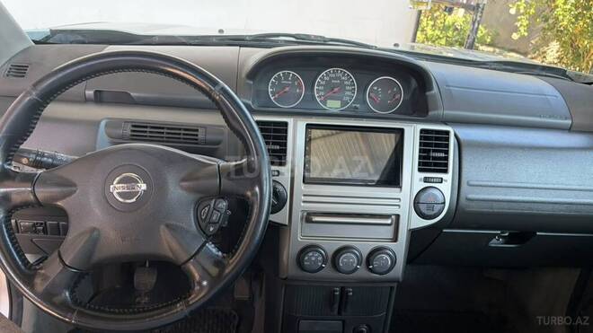 Nissan X-Trail 2004, 285,000 km - 2.2 l - Biləsuvar