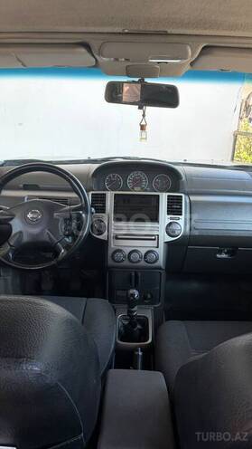 Nissan X-Trail 2004, 285,000 km - 2.2 l - Biləsuvar