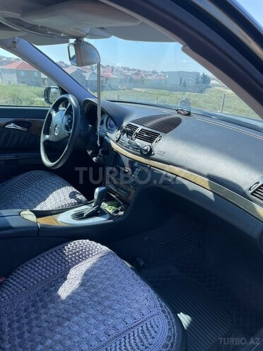 Mercedes E 240 2002, 418,000 km - 2.6 l - Bakı