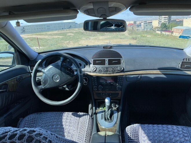 Mercedes E 240 2002, 418,000 km - 2.6 l - Bakı