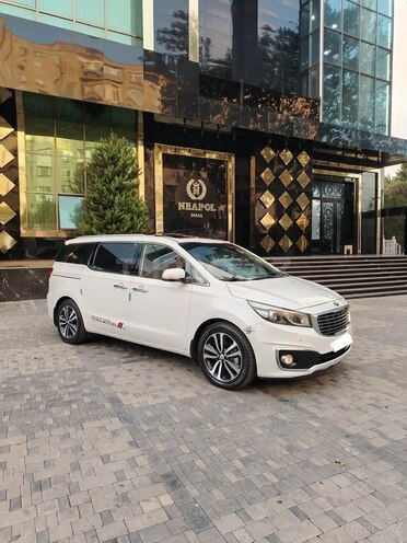 Kia Carnival 2015, 187,000 km - 2.2 л - Bakı
