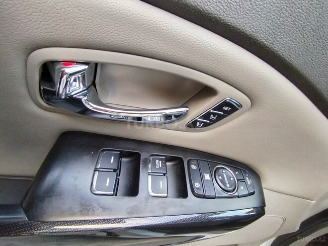 Kia Carnival 2015, 187,000 km - 2.2 л - Bakı