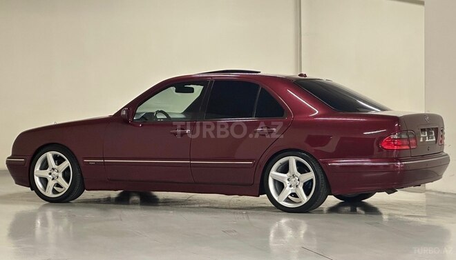 Mercedes E 280 2001, 335,048 km - 2.8 l - Gəncə