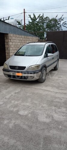 Opel Zafira 1999, 350,000 km - 1.8 л - Quba