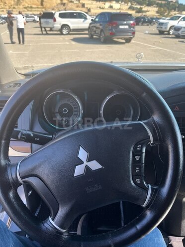 Mitsubishi Pajero 2007, 289,000 km - 3.0 л - Bakı
