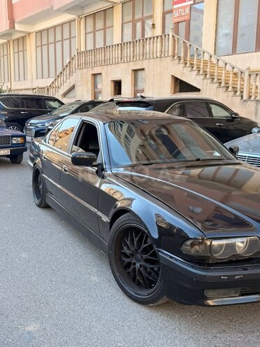 BMW 740 1998, 263,479 km - 4.4 l - Bakı