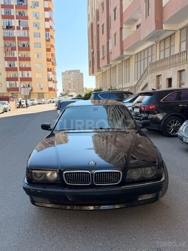 BMW 740 1998, 263,479 km - 4.4 l - Bakı