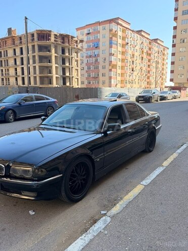 BMW 740 1998, 263,479 km - 4.4 l - Bakı