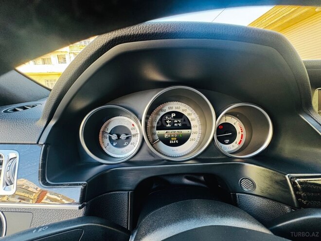 Mercedes E 220 2016, 237,000 km - 2.1 l - Bakı
