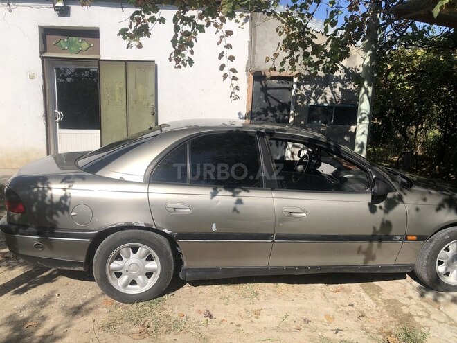 Opel Omega 1996, 346,117 km - 2.0 l - Şəki