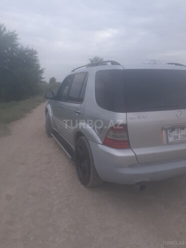Mercedes ML 320 2001, 240,001 km - 3.2 л - Sabirabad