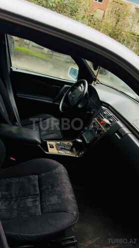 Mercedes E 230 1997, 325,000 km - 2.3 l - Bakı