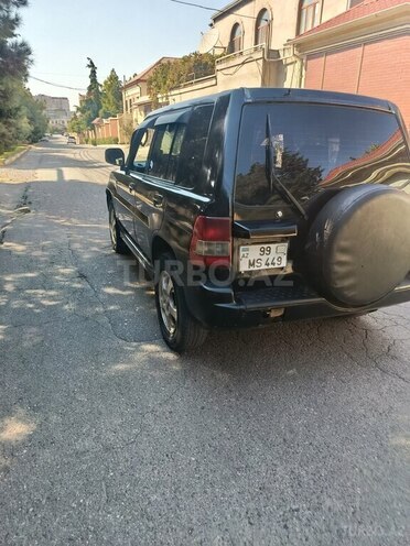 Mitsubishi Pajero io 2003, 330,000 km - 2.0 l - Bakı