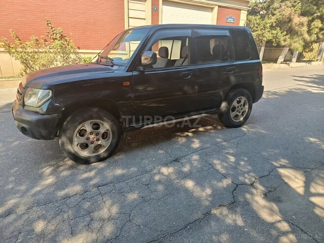 Mitsubishi Pajero io 2003, 330,000 km - 2.0 l - Bakı